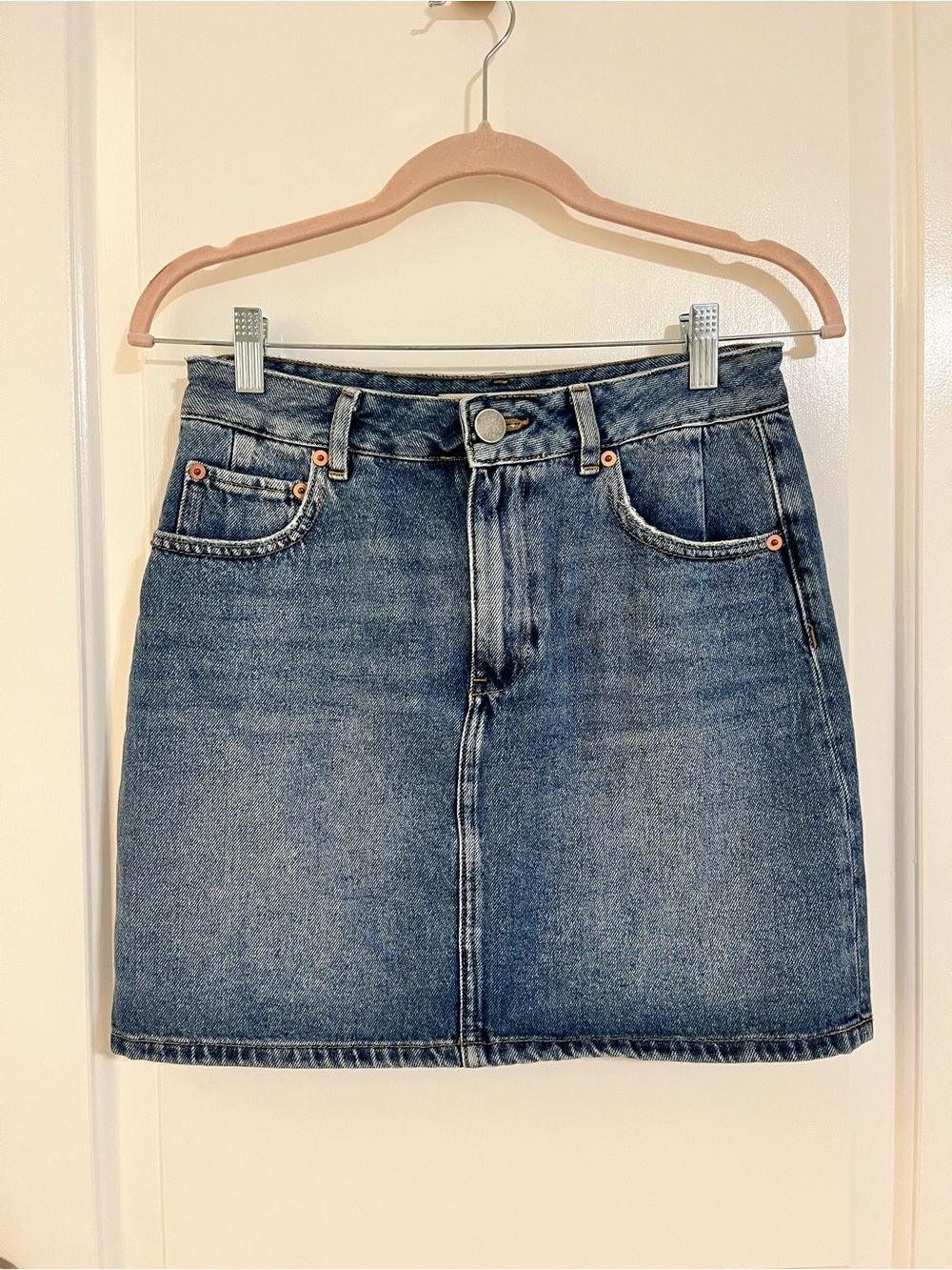 NWOT ASOS denim mini skirt Size US 6